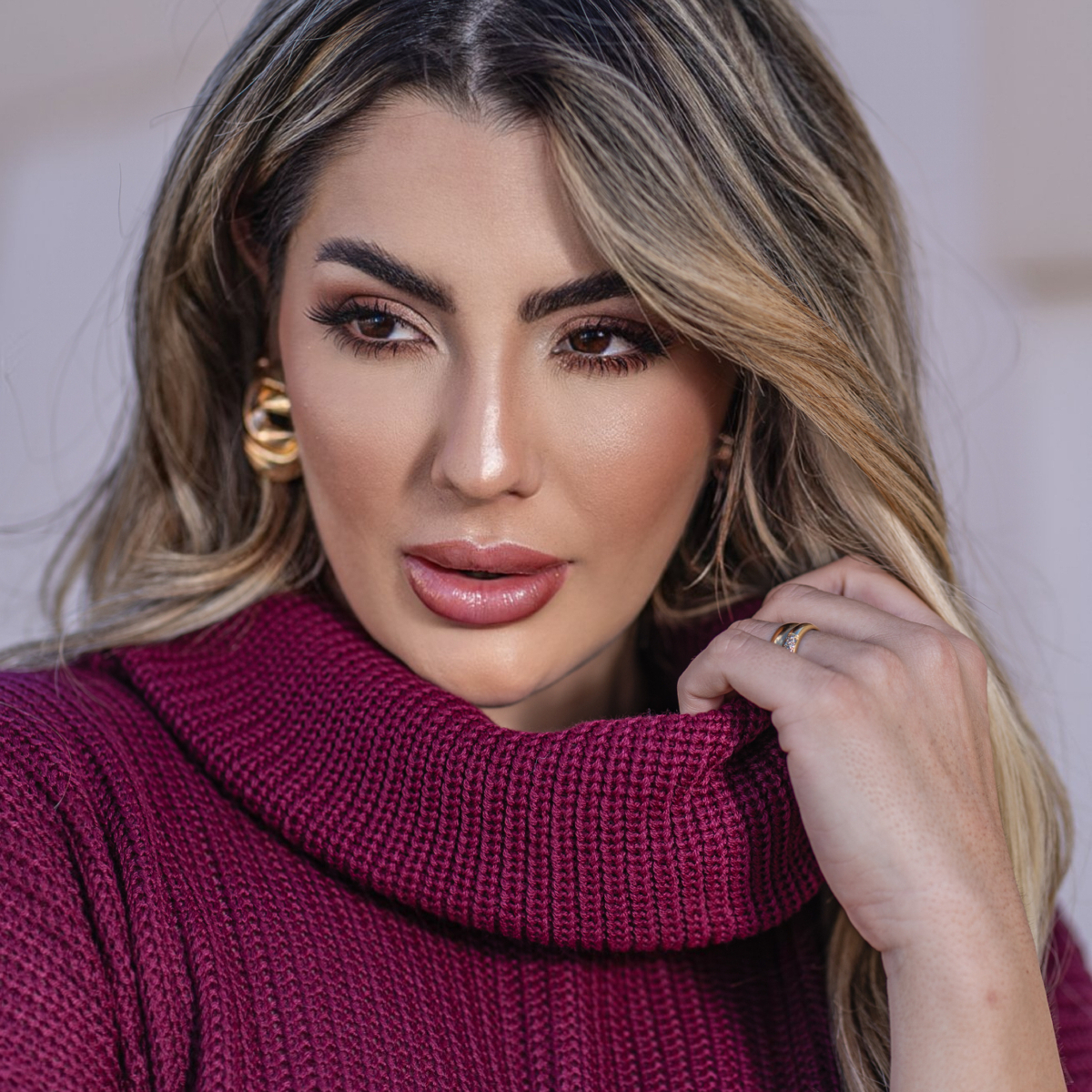 Blusa Feminina Elegante Gola Boba