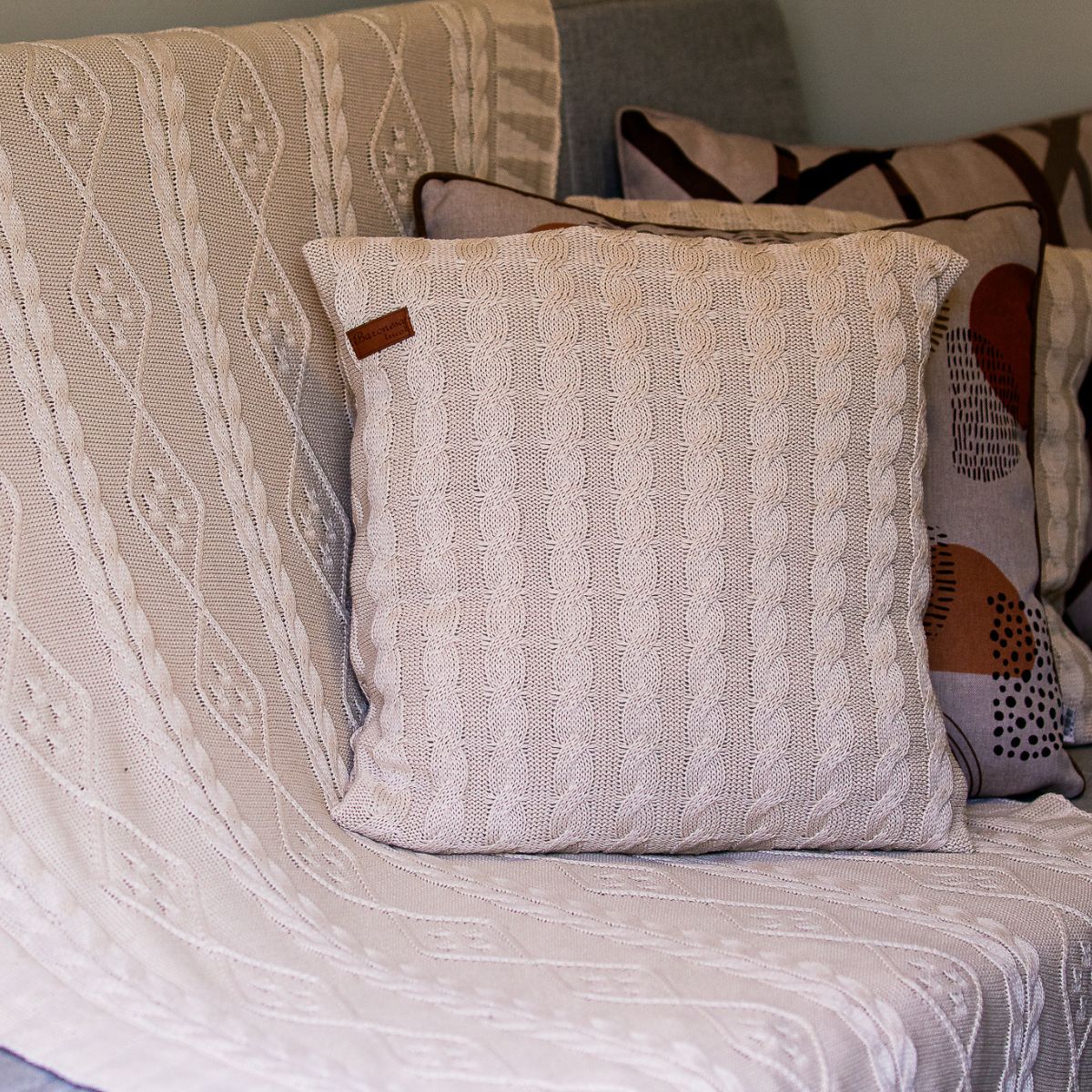 Capa de Almofada Tricô Decorativa 45x45 Luxo Trança