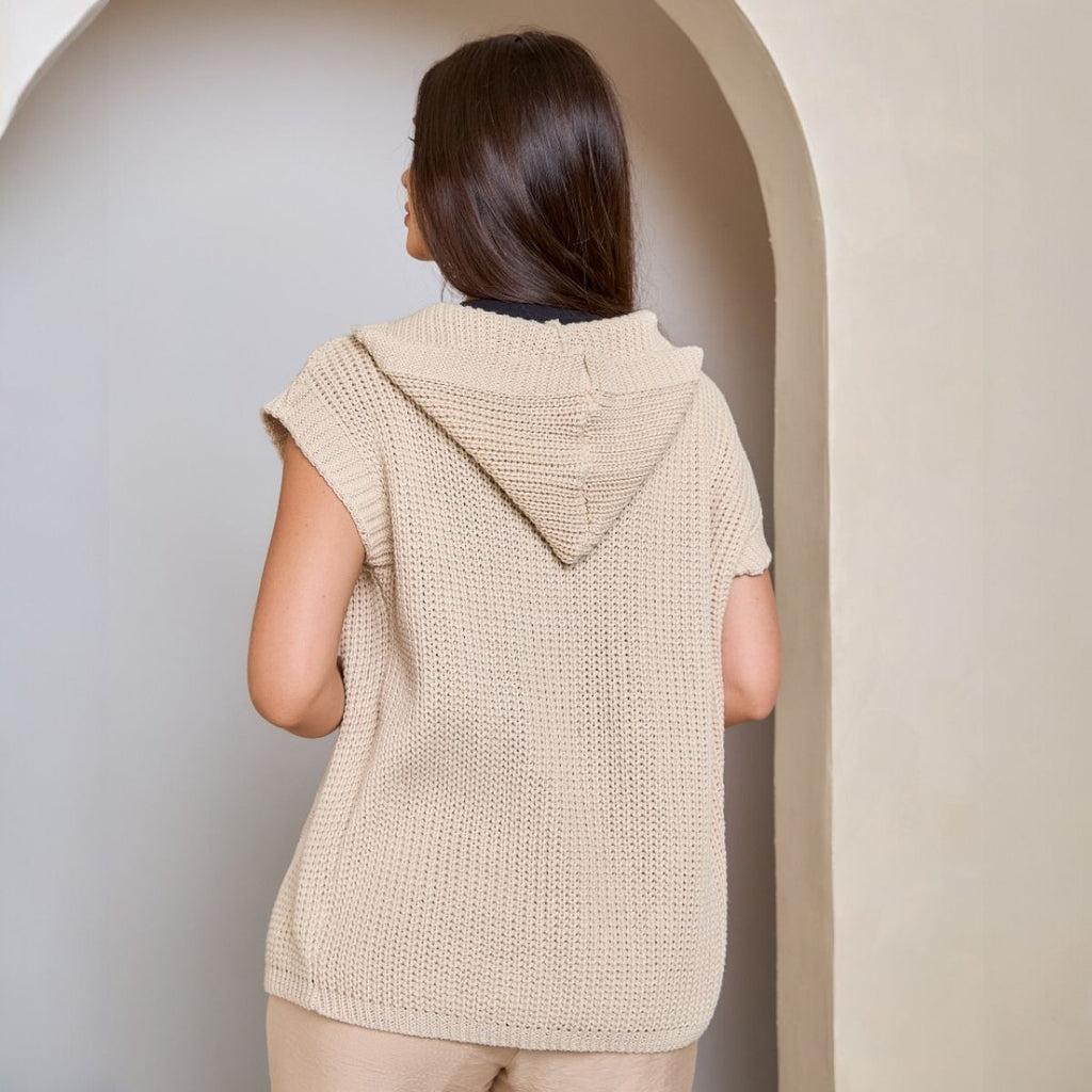 Colete Feminino em Tricot Moderno