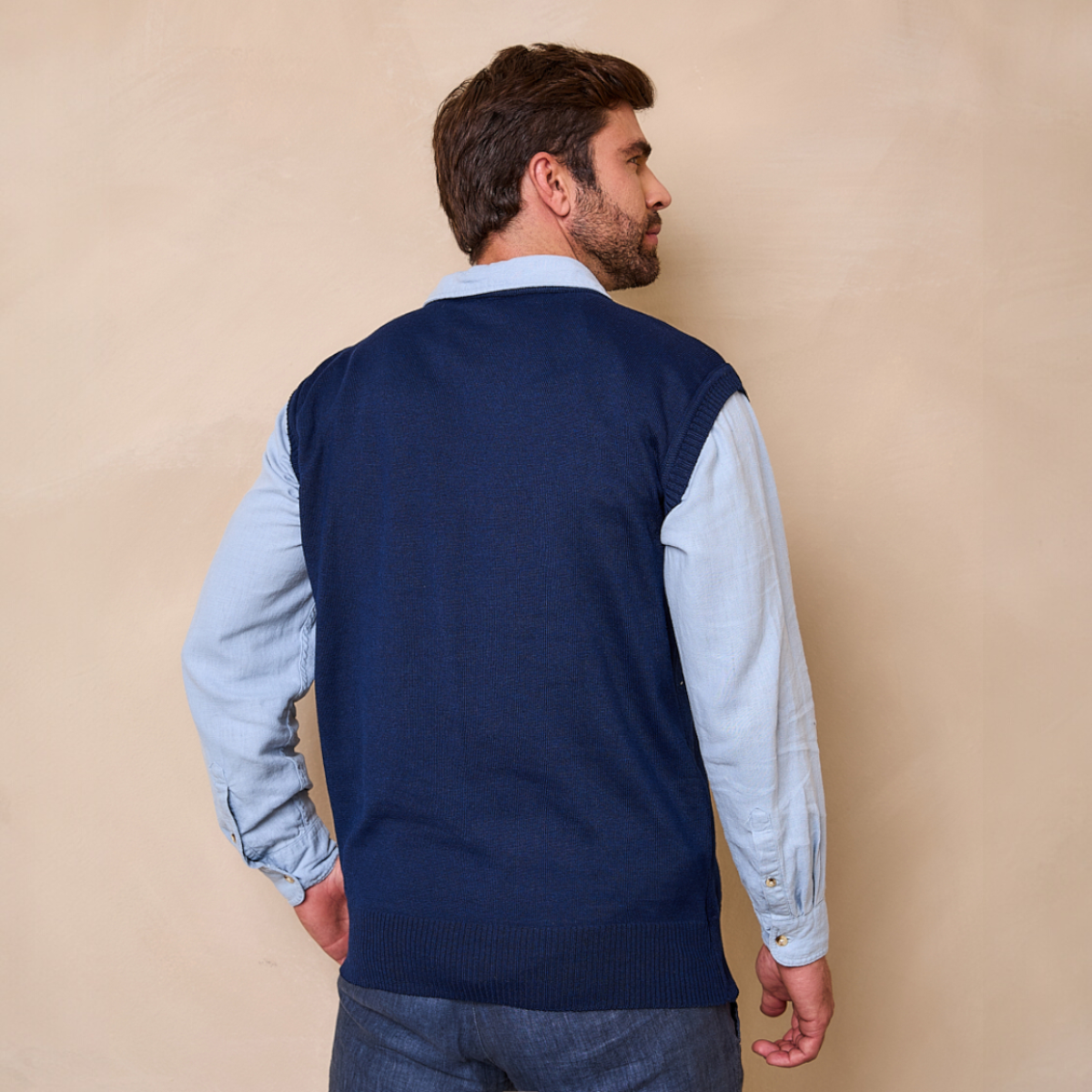 Colete Social Masculino Liso Gola V Clássico