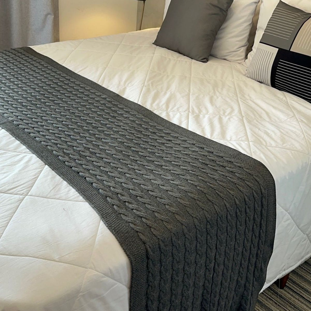 Peseira Trança Tiradentes 230x60 cm