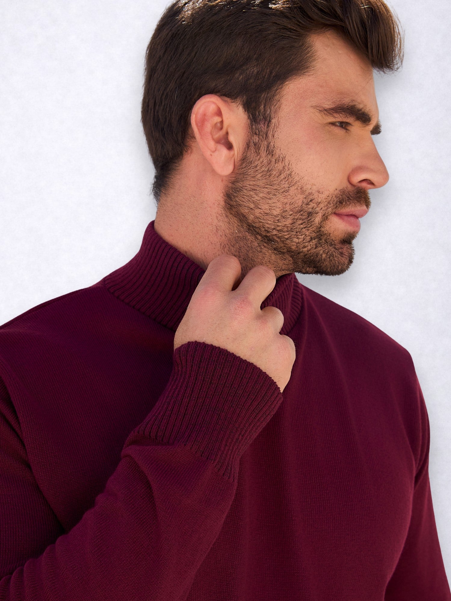 Cacharrel Masculina Gola Alta Estilosa