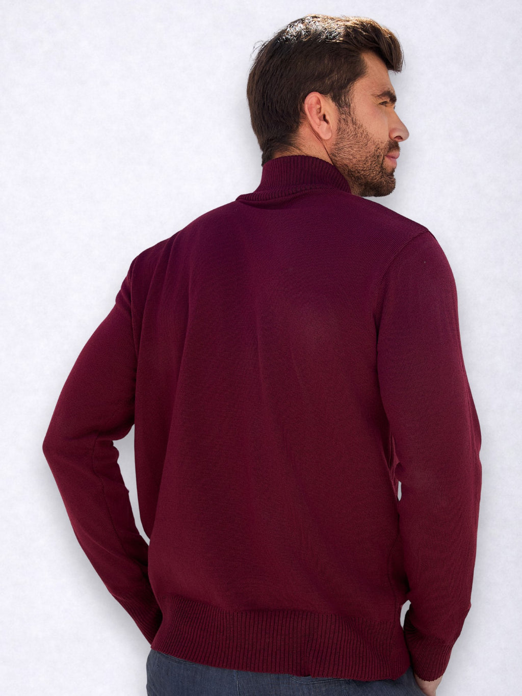 Cacharrel Masculina Gola Alta Estilosa