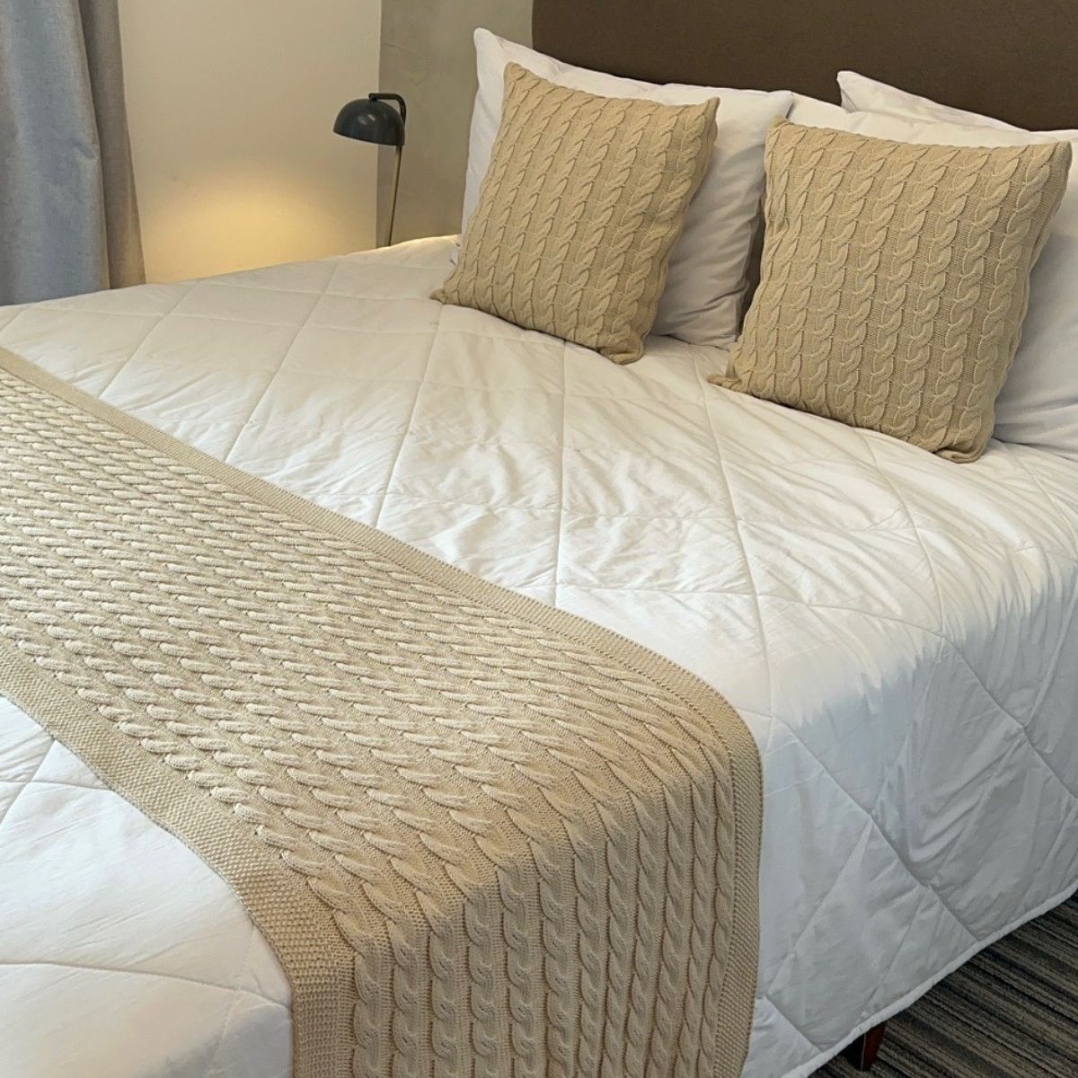 Kit Cama Casal Trança Tiradentes 180x60 cm